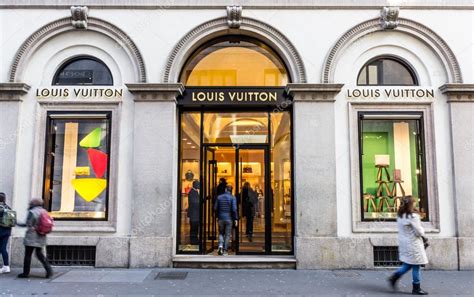 louis vuitton boutique milano|louis vuitton milano black friday.